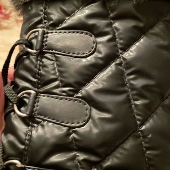 Olang quilted boots with retractable cleats in size 39 (8) - Picture 6 of 16